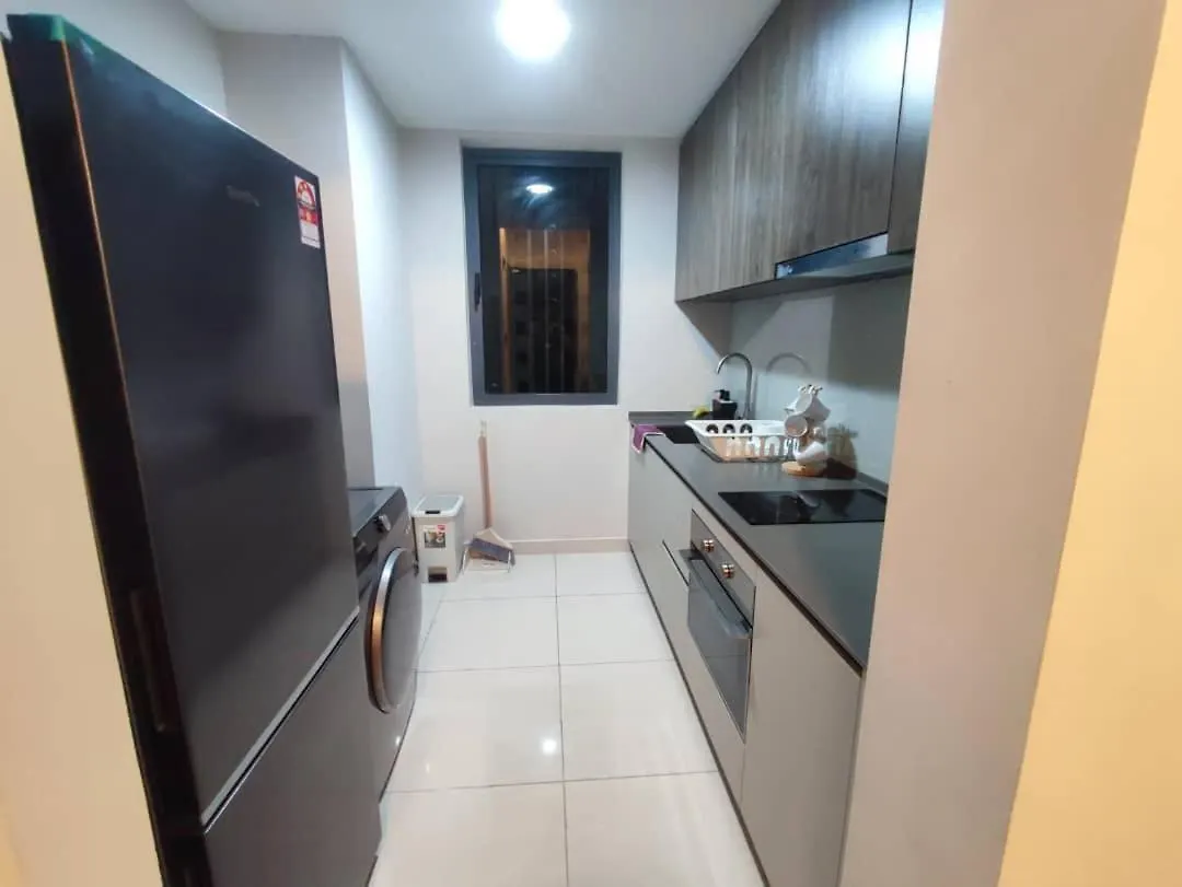 Datum Jelatek Linked Lrt And Mall With Netflix -Disney -Washdryer Kuala Lumpur Malaysia