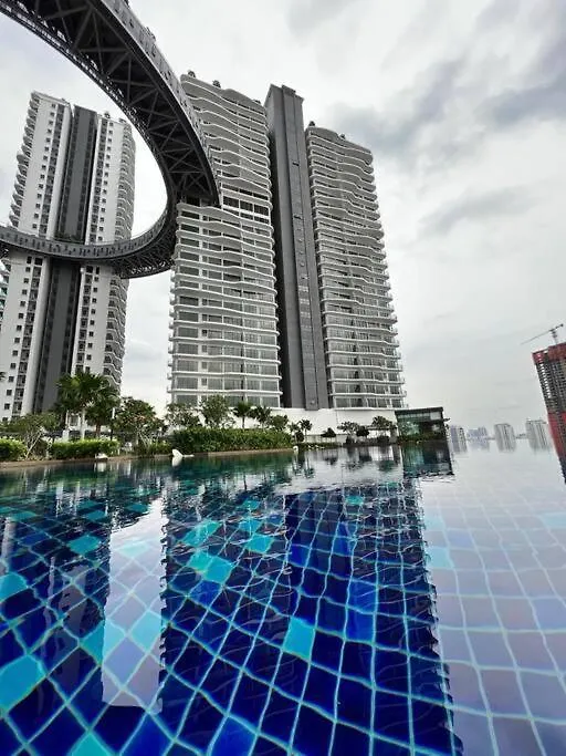Apartment Datum Jelatek Linked Lrt And Mall With Netflix -Disney -Washdryer Kuala Lumpur