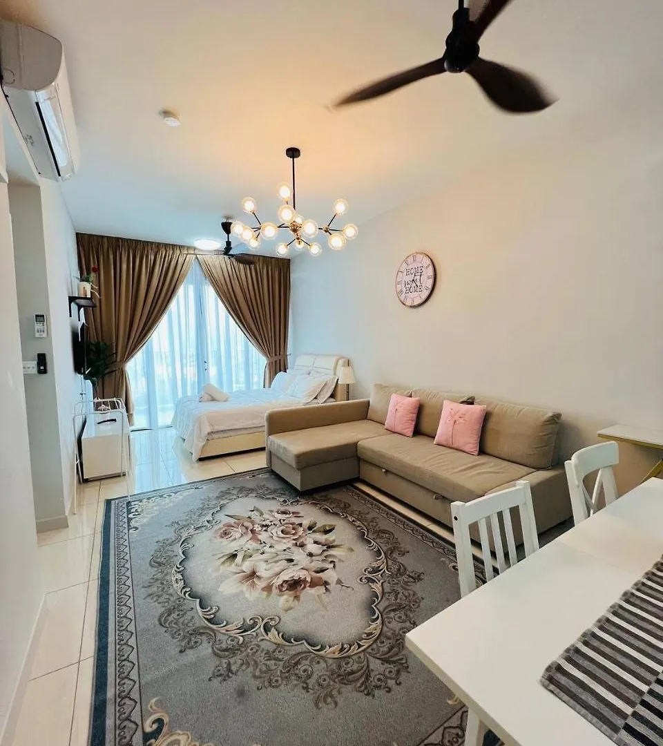 Apartment Datum Jelatek Linked Lrt And Mall With Netflix -Disney -Washdryer Kuala Lumpur
